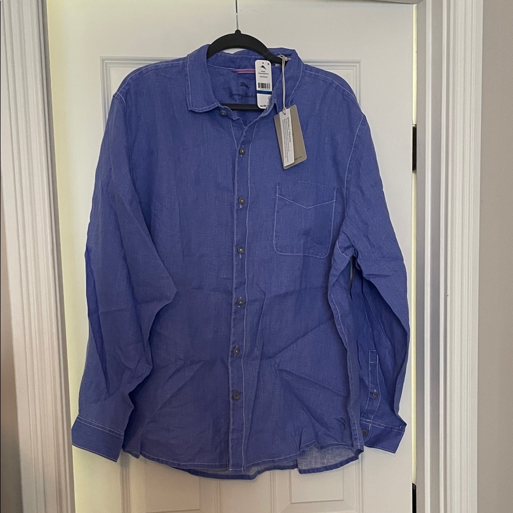 Men’s Tommy Bahama 100% linen Blue Casual Button Down Shirt